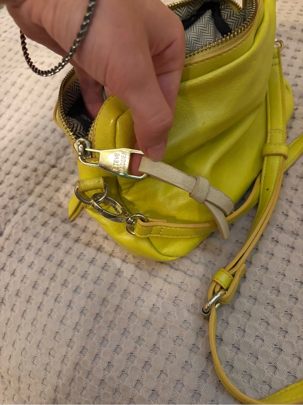 Steve Madden yellow crossbody